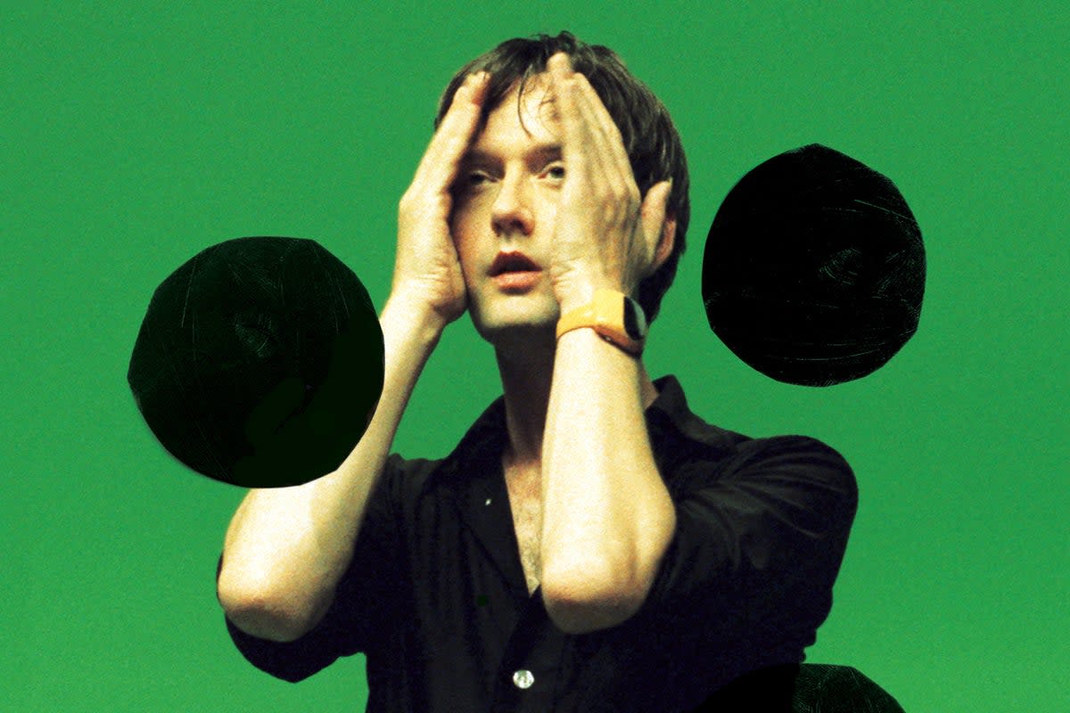 Jarvis Cocker in front of a green screen during the ‘Party Hard’ video shoot, August 1998  (Paul Burgess)