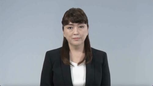 現任傑尼斯社長藤島茱莉景子以影片方式向社會大眾對於已故創辦人性醜聞道歉。 圖／摘自推特