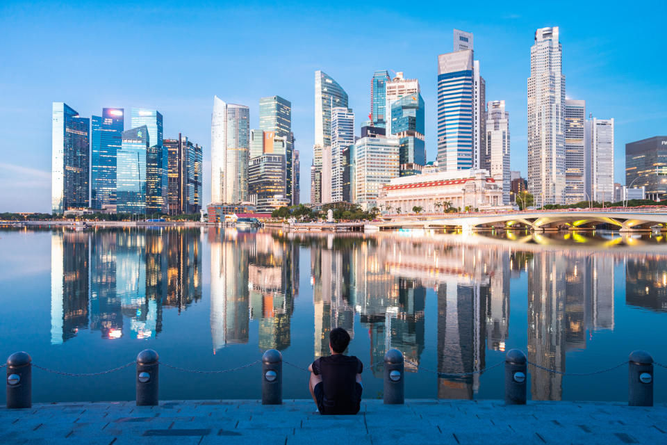 新加坡不斷收緊政策，提高資產管理規模門檻