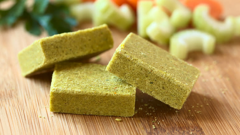 vegetable bouillon cubes