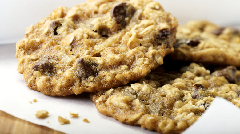 oatmeal chocolate chip cookies