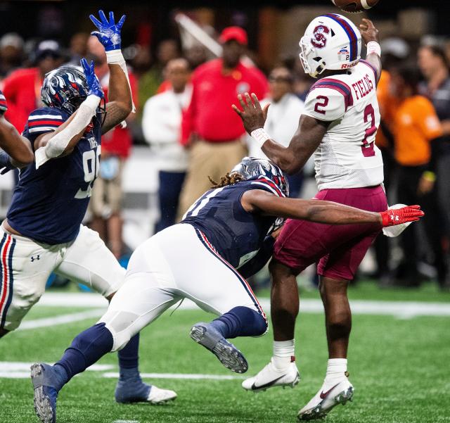 Watch: How Deion Sanders helped James Houston get drafted by the Lions