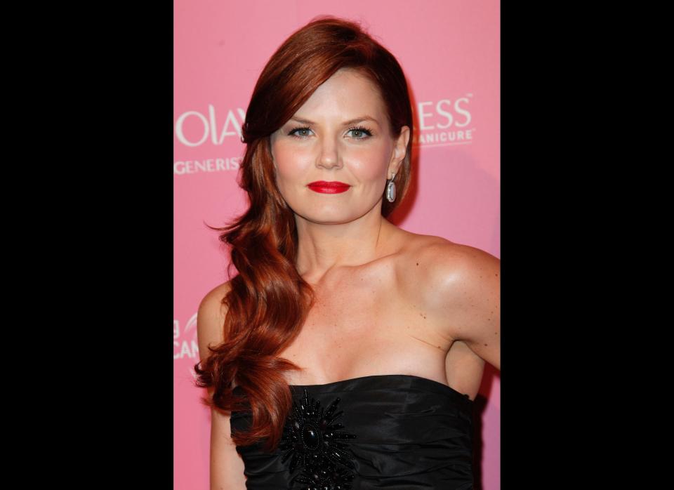 Jennifer Morrison debuted her new hair during <em>Us Weekly</em> Hot Hollywood Style party. The actress proved she can look great naturally as a blonde or dyed as a redhead.     (Getty photo)
