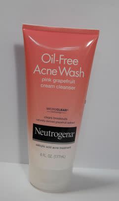 Neutrogena Pink Grapefruit Cream Cleanser