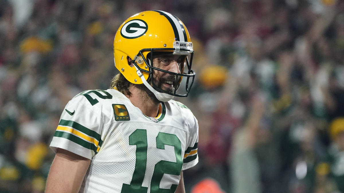 Aaron Rodgers announces he's taking a portion of his salary in Bitcoin