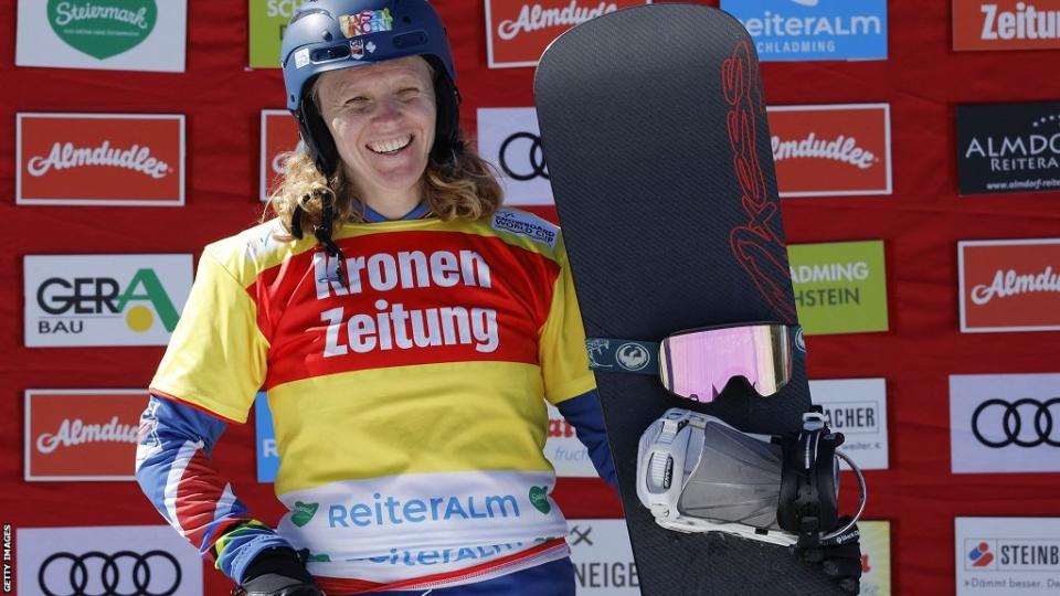 Mundial de patinaje artístico: Charlotte Banks gana el oro en España