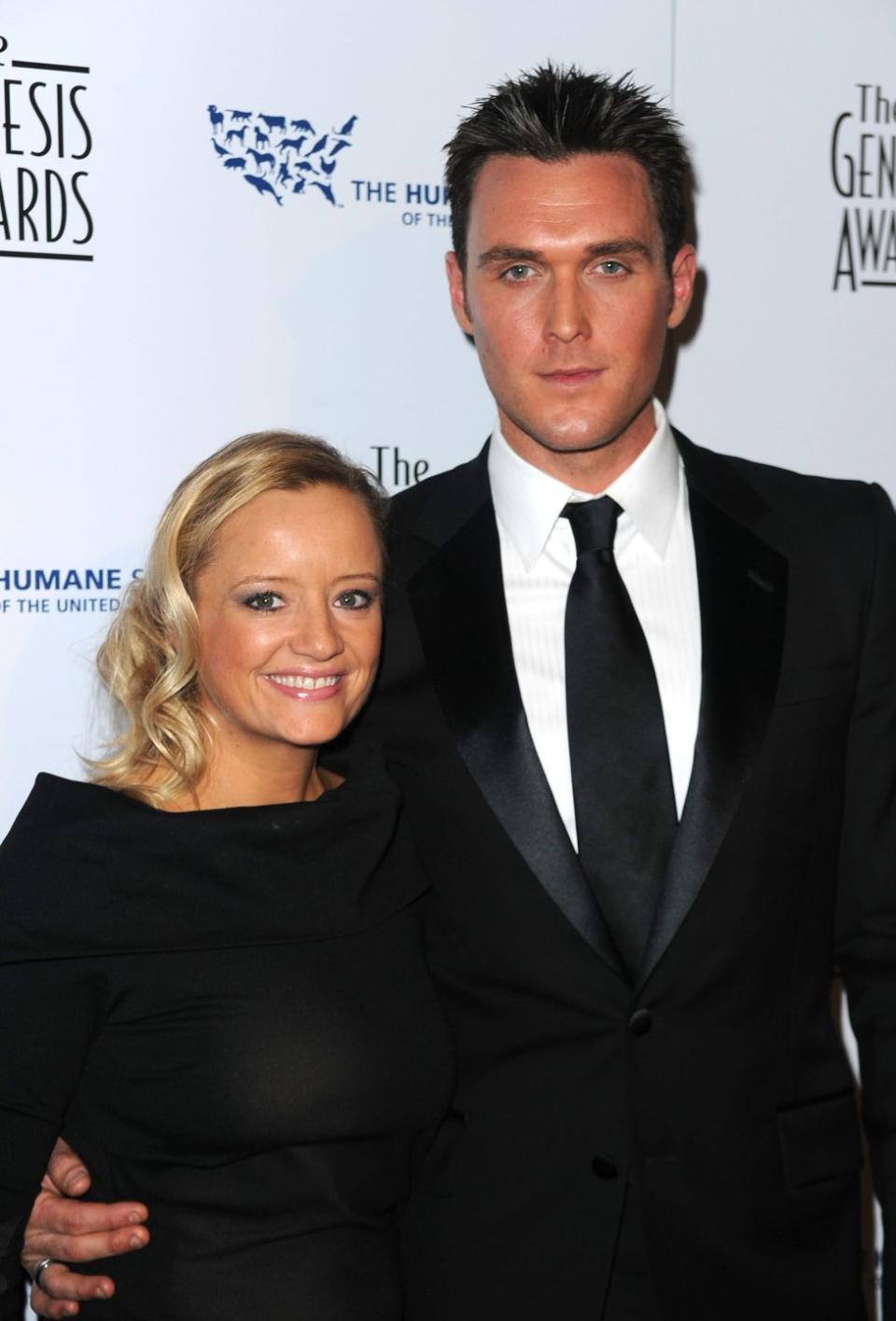 Yeowan's then-wife Lucy Davis had a small role on the second season of the show.