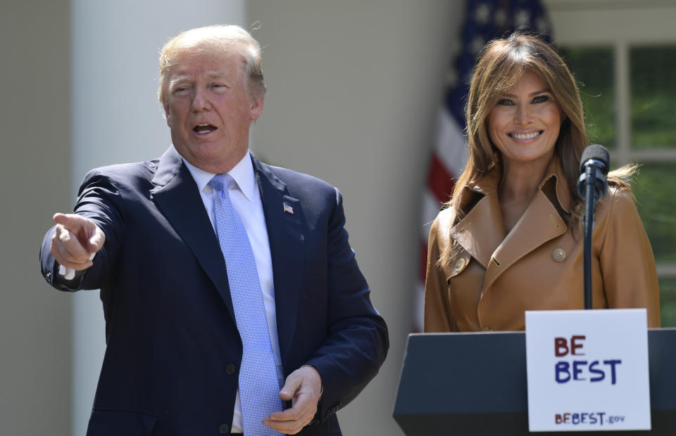 MElania Trump presentó, en compañía de su esposo el presidente Donald Trump, su iniciativa 'Be Best', el programa que como Primera Dama impulsará en apoyo a los niños en pambitos como el bienestar general y la lucha contra el cyberbullying. (AP)