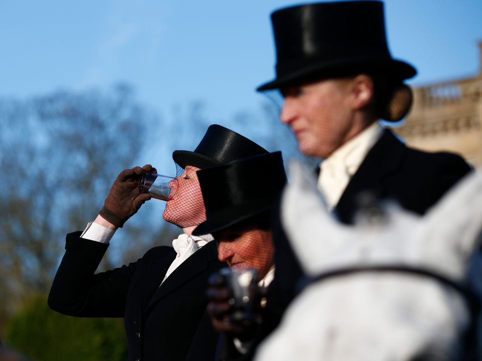 fox hunt alcohol rich people