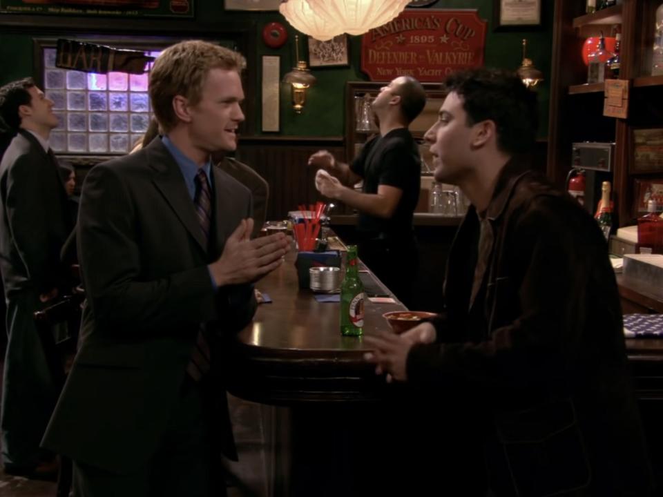 barney and ted talking in the bar on how i met your mother