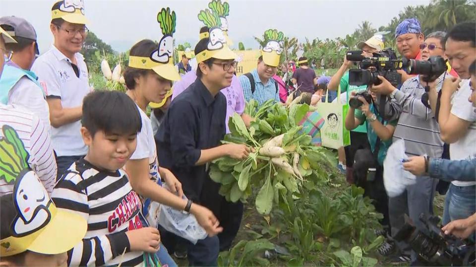 陳其邁今日再被追問丁怡銘失言風波，他表示，發言人講話要慎重要查證，勸丁怡銘不要再有下次。（圖／民視新聞）<br>