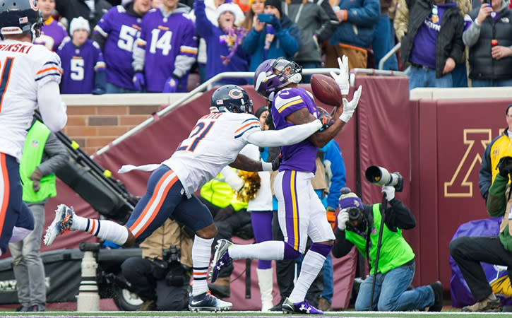 Minnesota Vikings wide receiver Stefon Diggs catches a pass for a touchdown in the first quarter against the Chicago Bears.