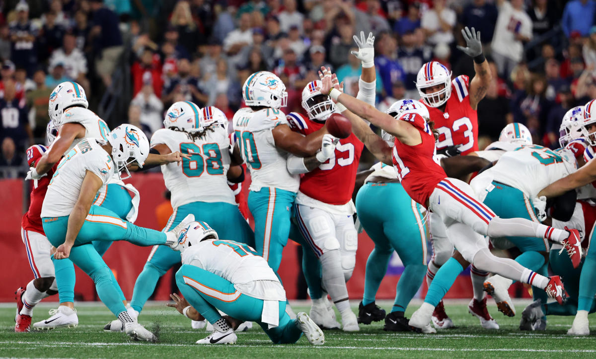 Highlight] Patriots using running head start to block field goal