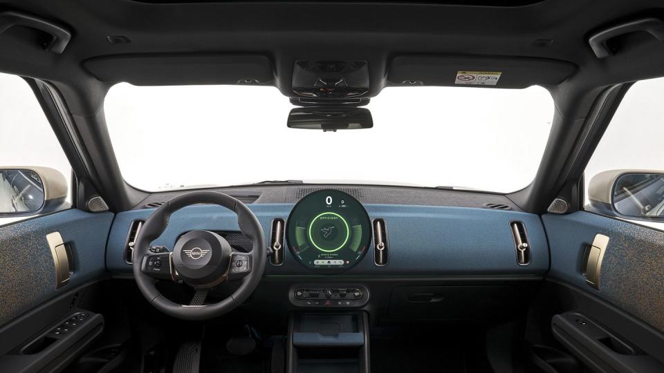 2025 mini cooper countryman se electric interior