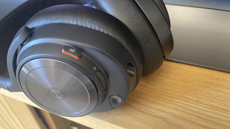 SteelSeries Arctis Nova Pro gaming headset