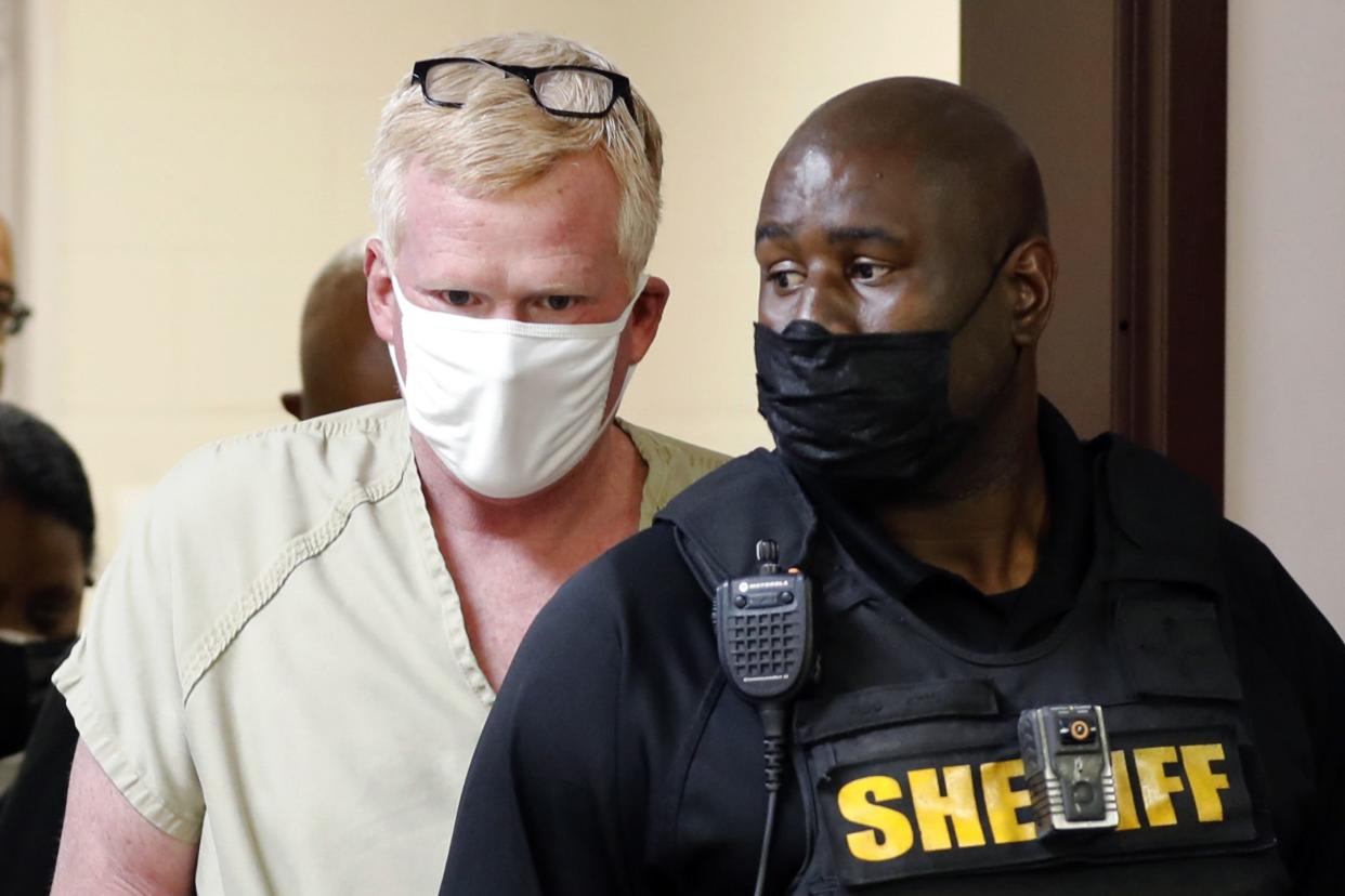 Alex Murdaugh walks into his bond hearing, Sept. 16, 2021, in Varnville, S.C. 