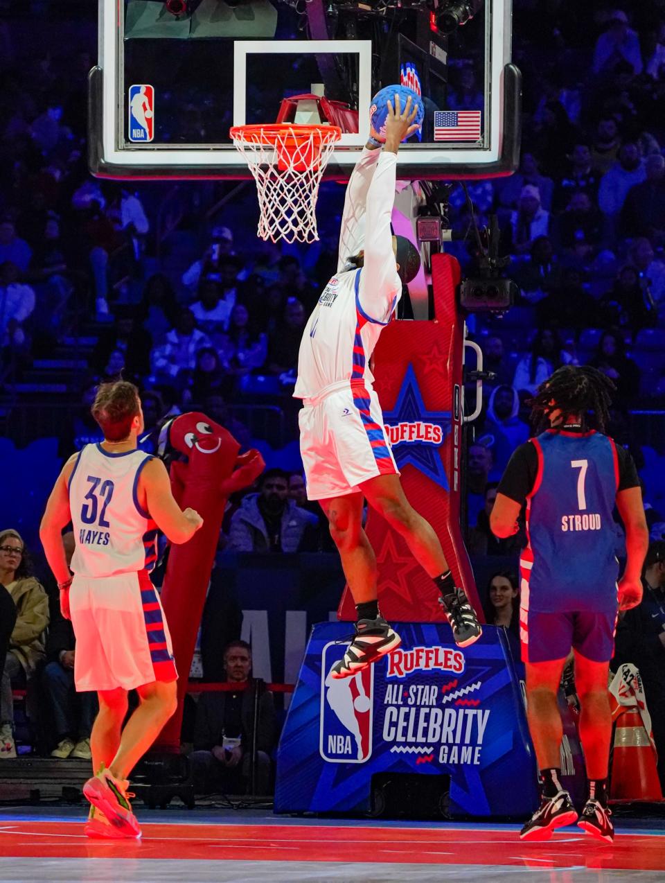 Micah Parsons of Team Shannon dunks during the 2024 Ruffles NBA All-Star Celebrity Game on Friday, Feb. 16, 2024, at Lucas Oil Stadium in Indianapolis.