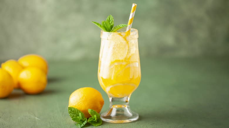 limoncello spritz with whole lemons