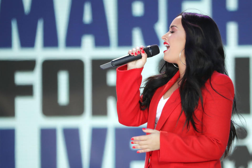 Demi Lovato performs 'Skyscraper' during the March for Our Lives.&nbsp;