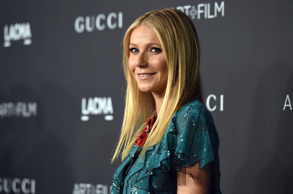 LOS ANGELES, CA - NOVEMBER 07: Actress Gwyneth Paltrow, wearing Gucci, attends LACMA 2015 Art+Film Gala Honoring James Turrell and Alejandro G Iñárritu, Presented by Gucci at LACMA on November 7, 2015 in Los Angeles, California.  (Photo by Jason Merritt/Getty Images  for LACMA)