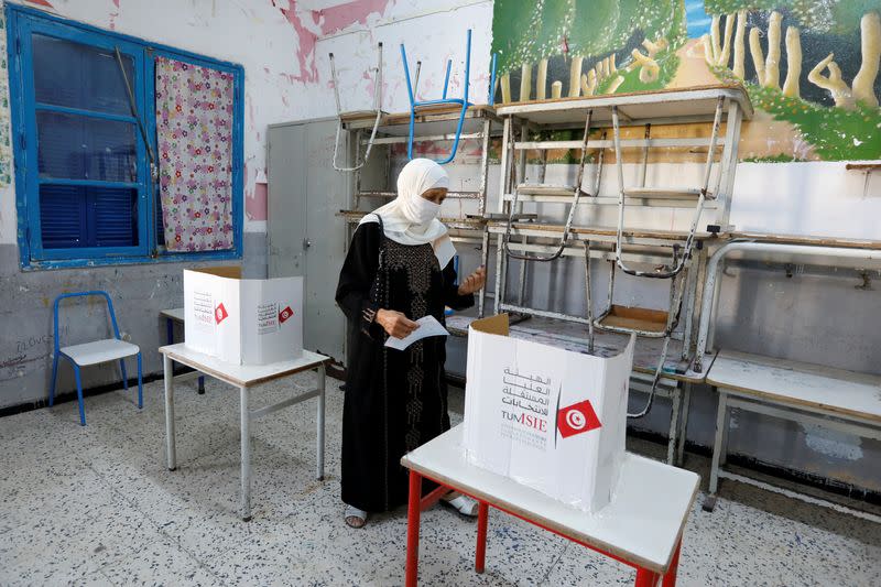 Tunisian referendum on a new constitution