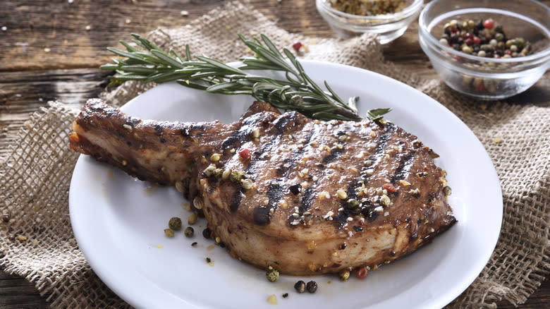 grilled pork chop 