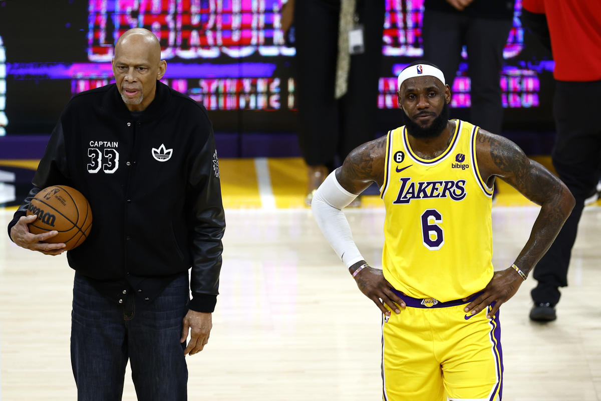 Lakers legend says LeBron James wants to make NBA scoring record