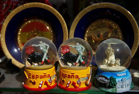 Souvenirs from Spain are displayed in a shop in central Madrid, Spain, August 24, 2016. Picture taken August 24, 2016. REUTERS/Andrea Comas
