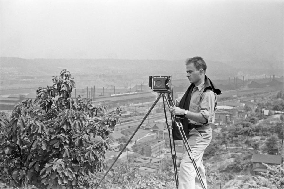 Arthur Rothstein at 20 years old, was the first photographer sent out by Roy Stryker who started the Photo Unit of the Historical Section of the Resettlement Administration (RA), which later became the Farm Security Administration (FSA).