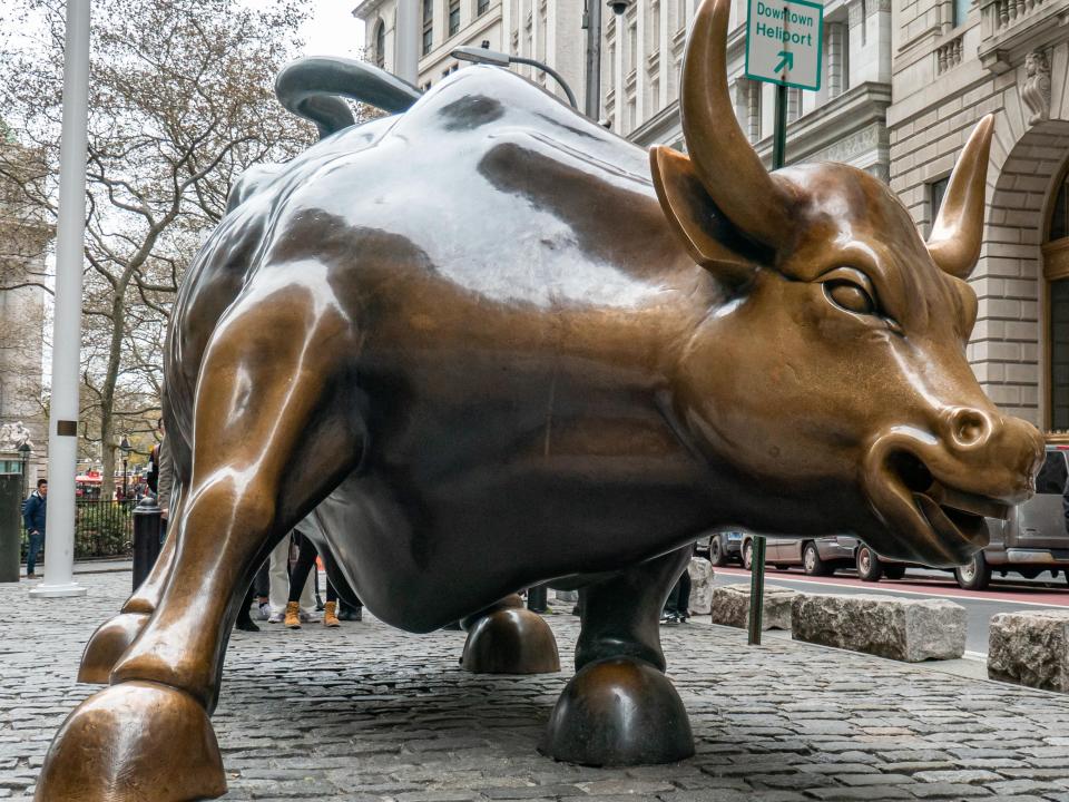 Wall Street Bull statue
