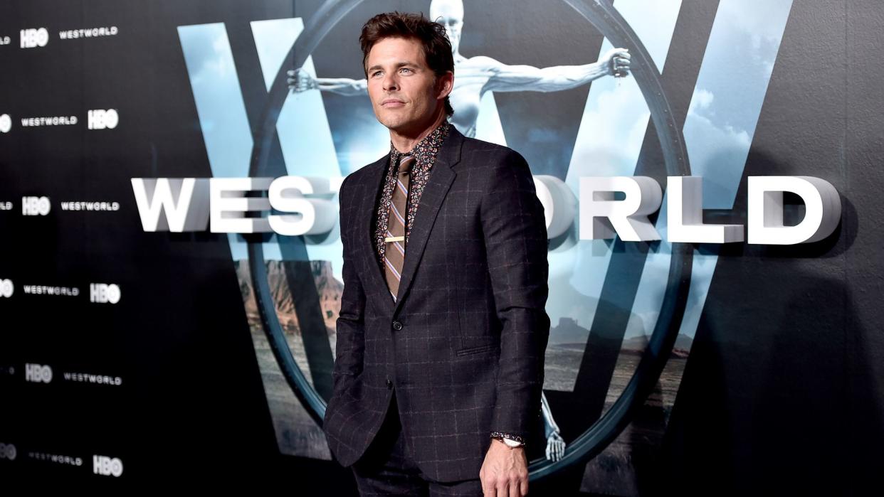 HOLLYWOOD, CA - SEPTEMBER 28:  Actor James Marsden attends the premiere of HBO's 