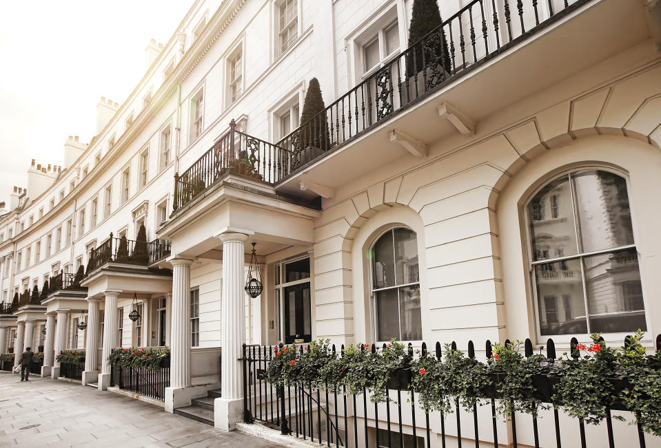 Residencia de Grosvenor Crescent en Belgravia una de las calles más caras de Londres (Foto:Getty)