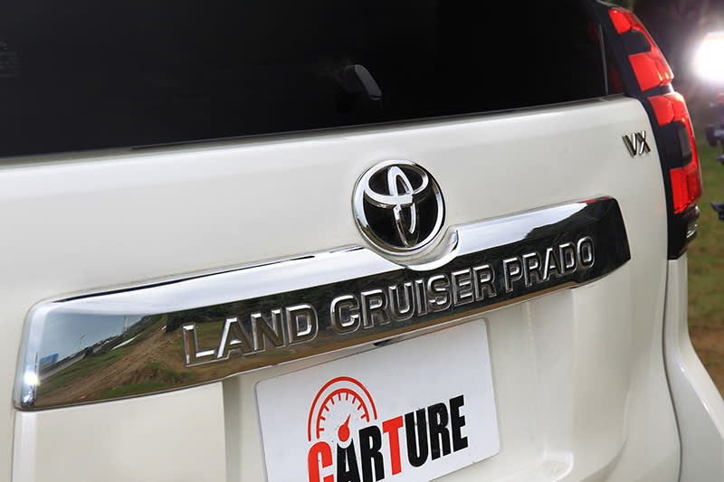 來自日本的越野名門LAND CRUISER PRADO，論資歷與對手同樣顯赫甚至猶有過之。