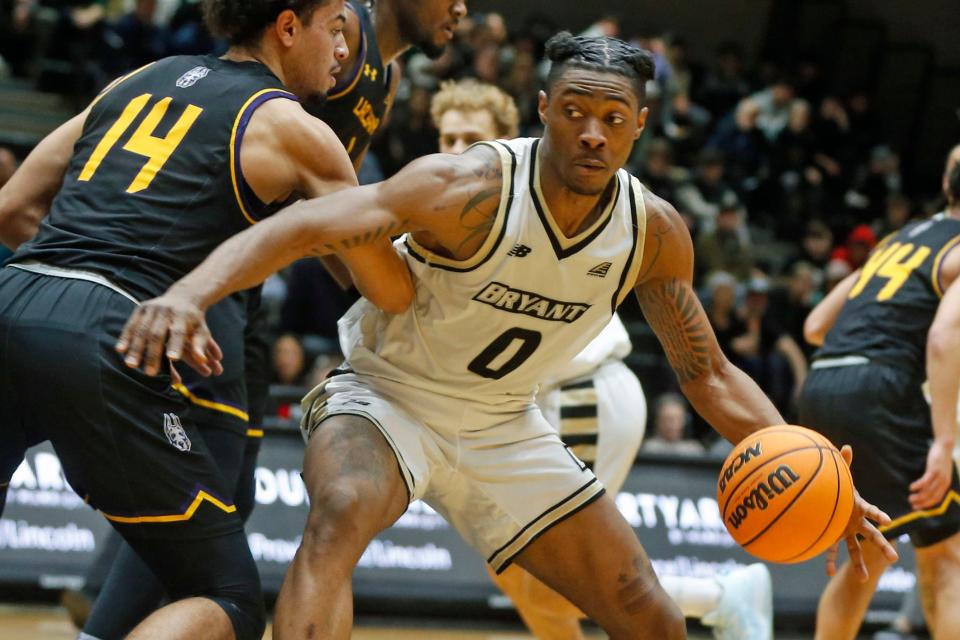 Earl Timberlake, Bryant men's basketball