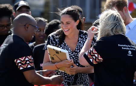 Prince Harry and Meghan begin their Africa tour in Cape Town