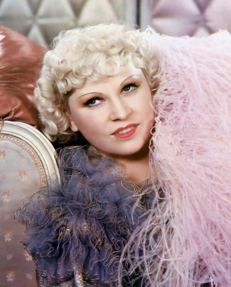 La carrera de Mae West cayó en picada tras la aplicación generalizada del código Hays: su humor 