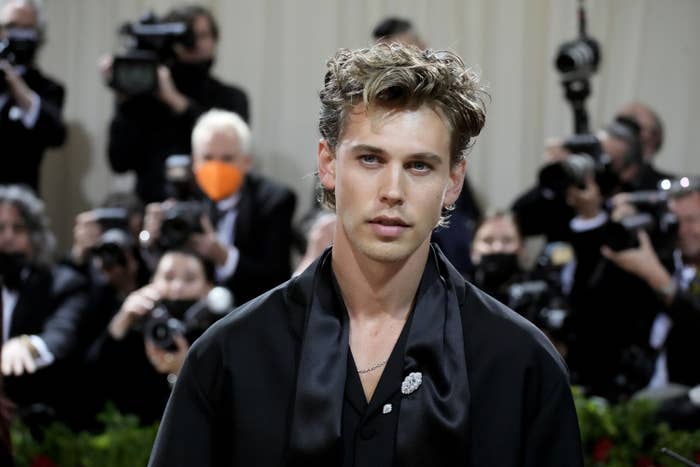 Austin posing for photographers at the Met Gala