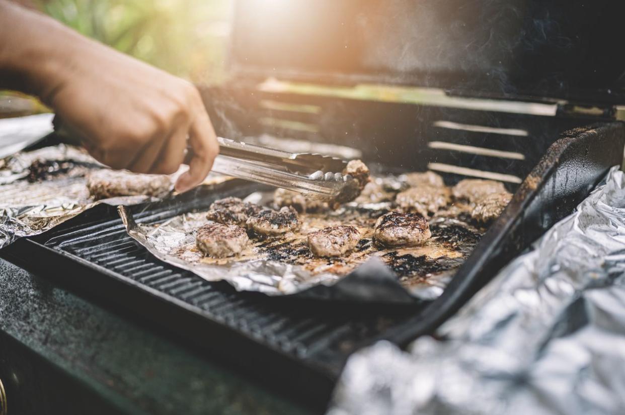 grill with foil