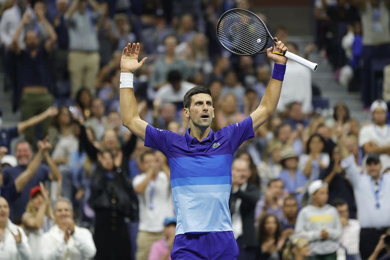 ¿El mejor de todos los tiempos? Novak Djokovic le ganó a Alexander Zverev en un espectáculo formidable y, ya instalado en la final del US Open, está a un paso de alcanzar el Grand Slam.