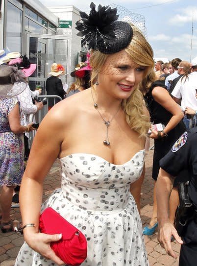 miranda lambert at the kentucky derby 2012