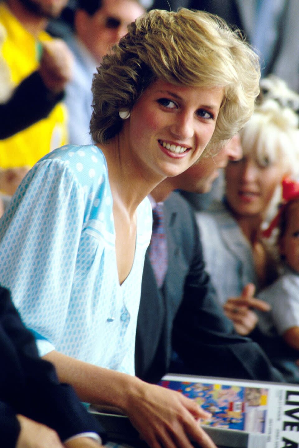 <p>With a voluminous hairstyle at the <em>Live Aid for Africa</em> concert in Wembley.</p>