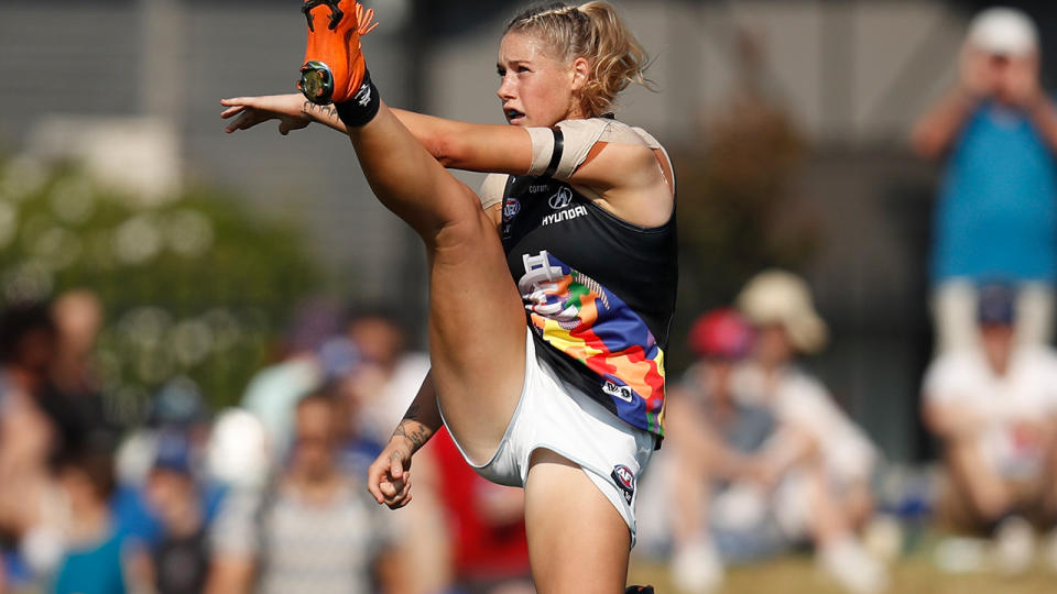 Tayla Harris' iconic kick, pictured here in the AFLW in 2019.