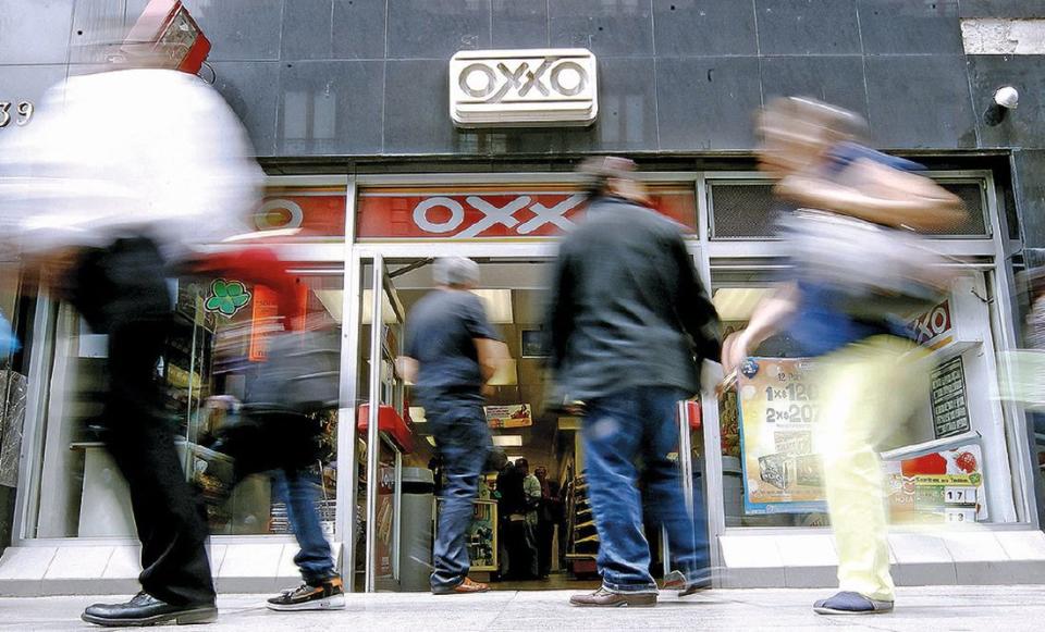 Los mexicanos registraron un ticket promedio de 53 pesos en Oxxo, un crecimiento de 7.4% en cifras anuales, de acuerdo con un reporte