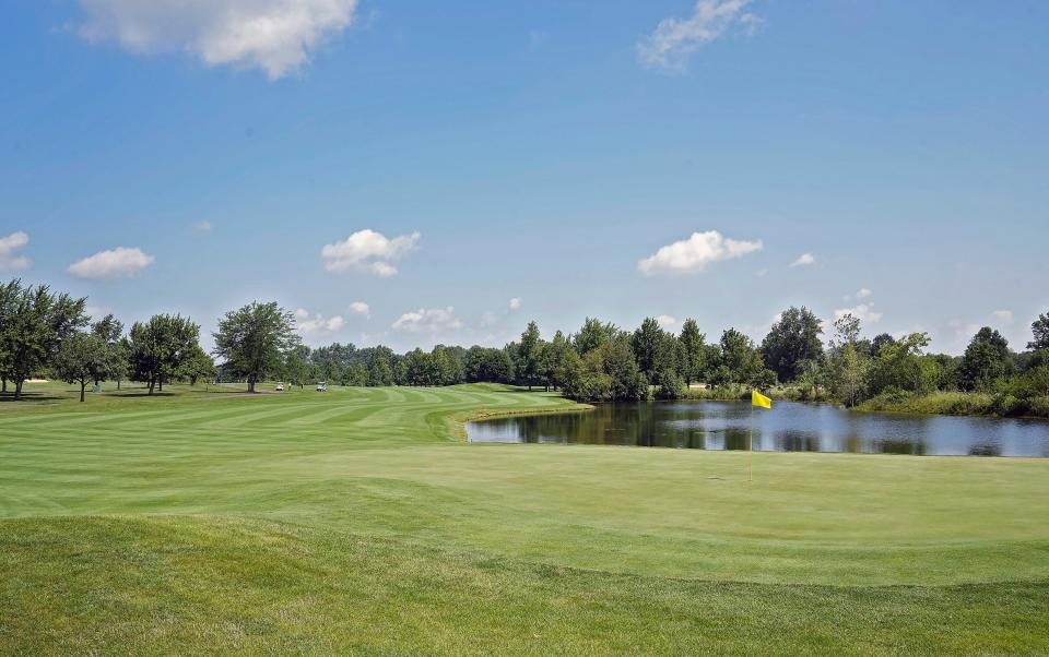 Jul 21, 2022; Galloway, OH, USAT; Darby Creek No. 18, a 432-yard par-4 is one of the most difficult golf holes in central Ohio. 