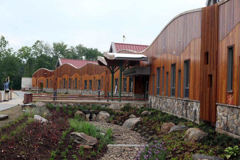 The front of the newly constructed Sandy Hook Elementary School. (Photo: Michelle McLoughlin / Reuters)