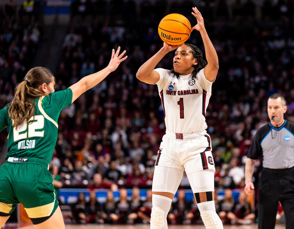 South Carolina and guard Zia Cooke dispatched South Florida and guard Aerial Wilson in the second round of the NCAA tournament on Sunday. (Jeff Blake/USA TODAY Sports)