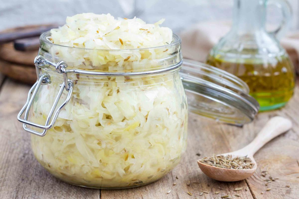 Sauerkraut ist überraschend gut für das Immunsystem und die Darmgesundheit – deshalb lieben RDs es