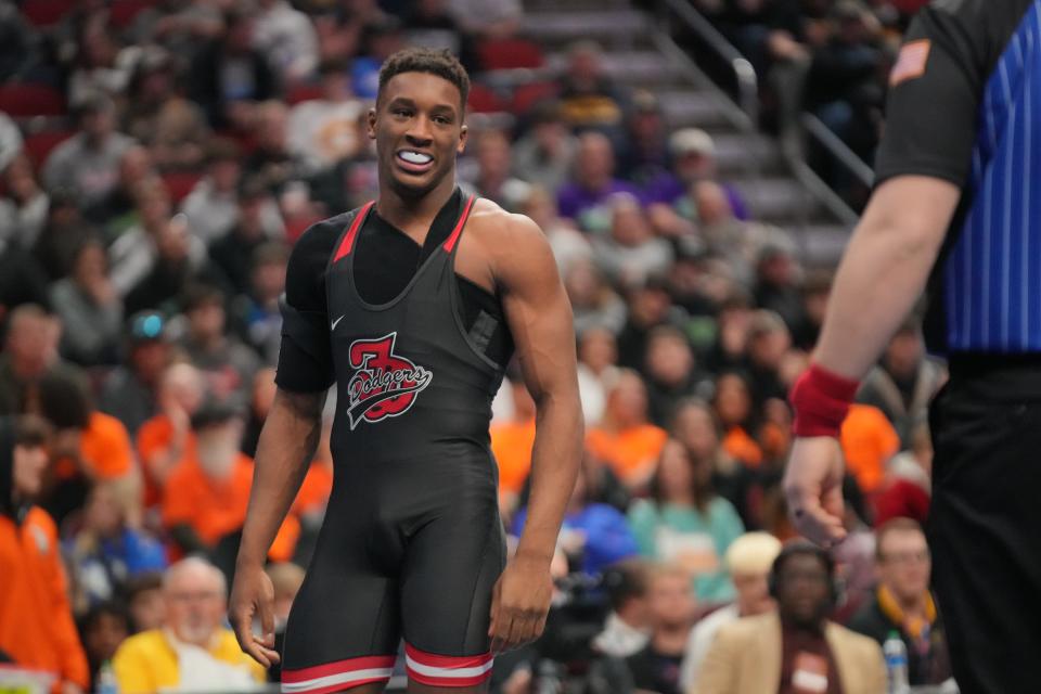 Fort Dodge's Dreshaun Ross wins the 3A-215 final Saturday, Feb. 17, 2024, at Wells Fargo Arena.