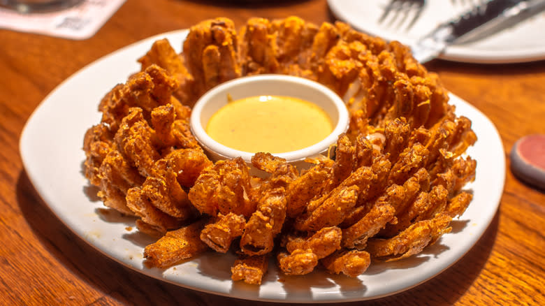 Outback Steakhouse Bloomin' Onion with sauce