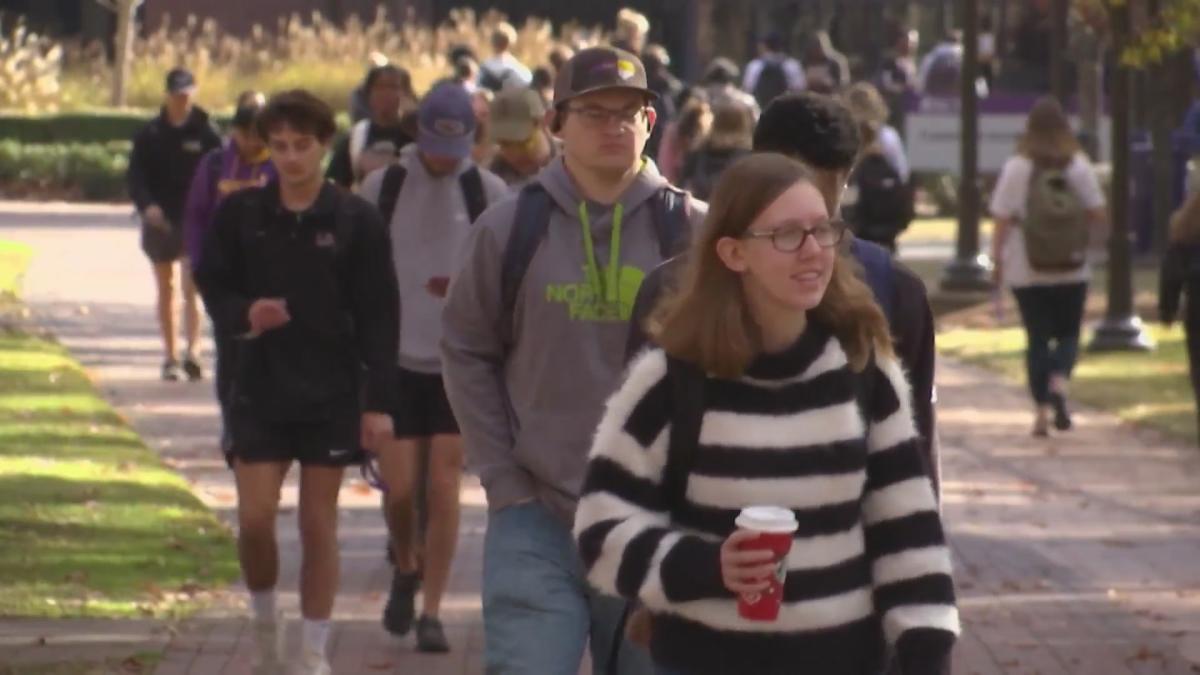 ECU students say farewell to the fall semester